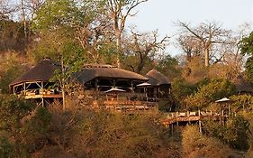Serena Mivumo River Lodge